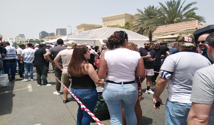 هل منعت السفارة اللبنانية في دبي الأغاني؟