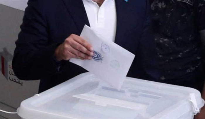 تعديل مركز اقتراع في صور