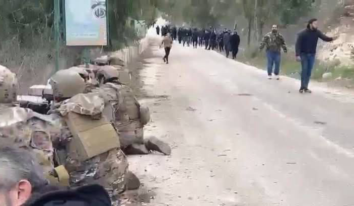 الجيش يؤمن غطاءً دفاعيًا لأهالي الجنوب