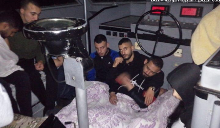 الجيش يعثر على جثث من ضحايا الزورق