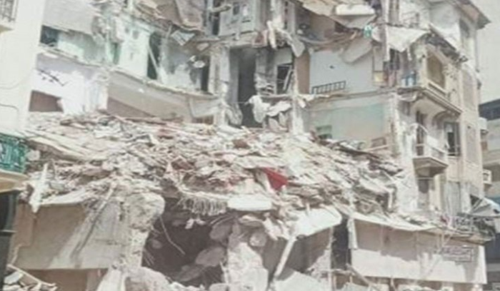 !!!!انهيار مبنى بمنطقة الجاموس