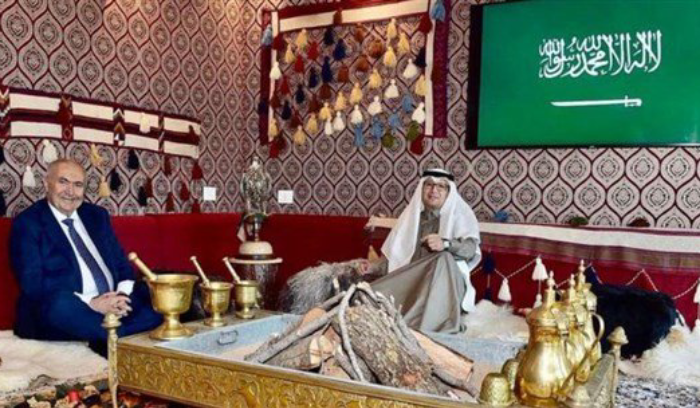 مخزومي زار البخاري... وهذا ما تباحثا به