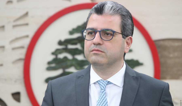 الكسندر كرم: قراركم…لصحتكم