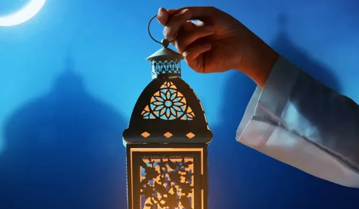 مكتب الخامنئي: اليوم السبت هو المتمم لعدة شهر شعبان