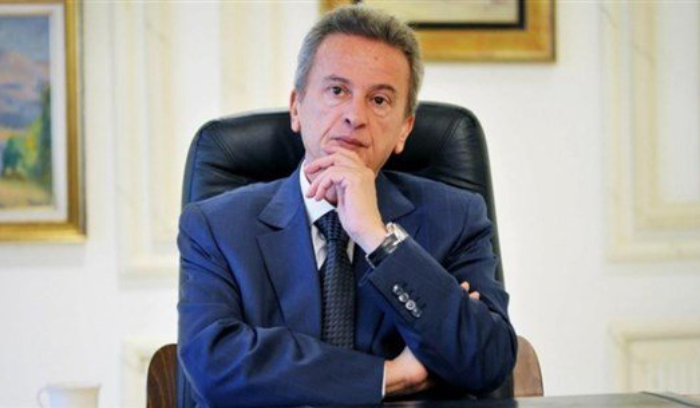 سلامة يحدّد سعر الدولار على 