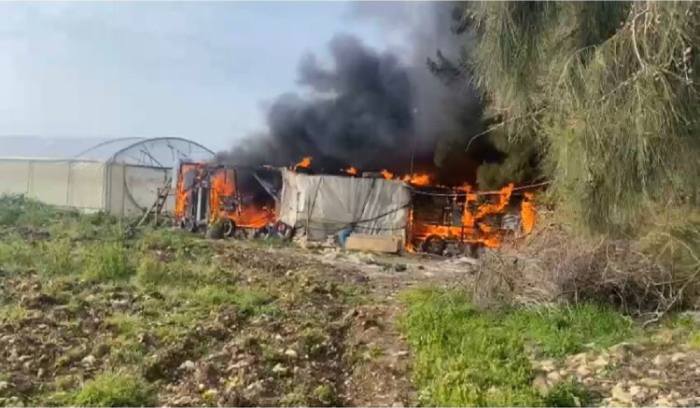 إنقاذ طفلة من حريق داخل منزل عائلتها