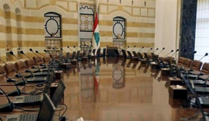 من يدفع البلد الى «التصحُّر» المالي؟ ولماذا؟