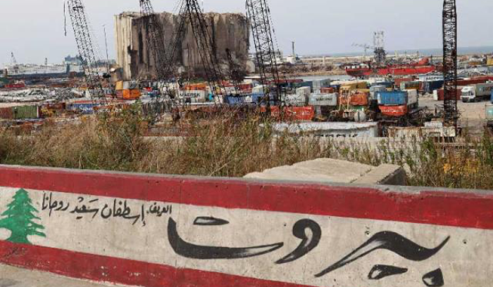 باريس تقترح على الرياض إعادة سفيرها إلى لبنان