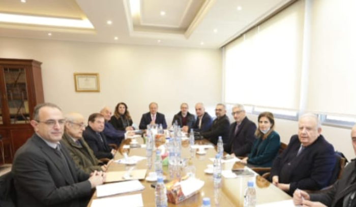 إتحاد نقابات المهن الحرّة: لإتخاذ التدابير القانونية التي من شأنها حماية واسترداد الحقوق والودائع العائدة لالمودعين