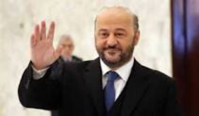 الرياشي لمحمد نمر: أتضامن مع حقك المطلق الحضاري في إبداء رأيك!