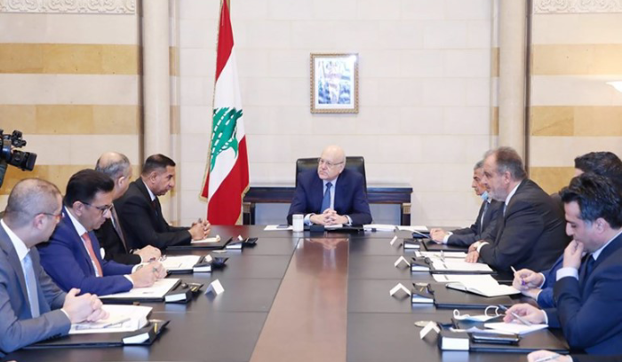 «الأحباش» ضمن لائحتين في بيروت وثالثة في عاصمة الشمال.. وجعجع يطلق «حملة القوات» نافياً محاولة السيطرة على الساحة السنية<br />
ميقاتي يعلن عزوفه عن الترشح للانتخابات.. وترقّب اليوم لموقف السنيورة