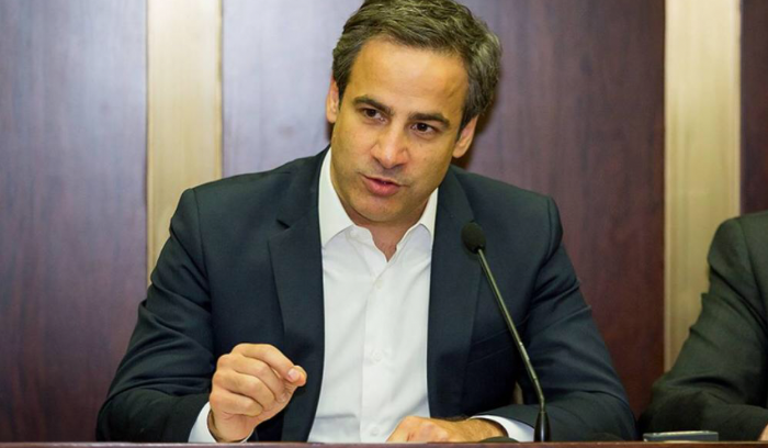 معوّض يخوض الإنتخابات على طريقة المنتخبات... 