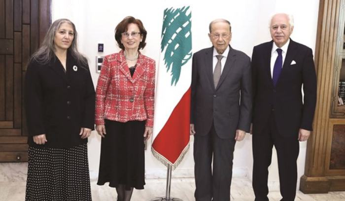 زوار عون لـ «الأنباء»: كل ما يقال عن التفريط بحقوقنا البحرية غير صحيح.. و«الرئاسة» تعتبر الترسيم من أسرار «الدفاع الوطني»<br />
أحداث أوكرانيا تُخفّض موقع لبنان على سلم الأولويات الدولية