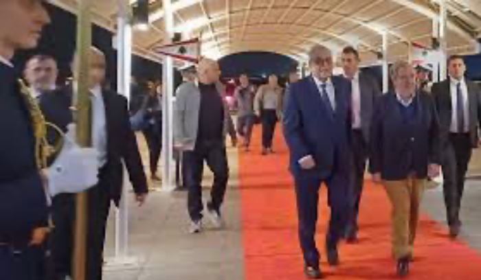 إشارات إيجابية قبل لقاء عين التينة.. والحكومة قبل نهاية الأسبوع المقبل<br />
ماكرون ينسق زيارته مع ولي العهد السعودي.. وغوتيريش يترأس إجتماع لجنة وقف النار