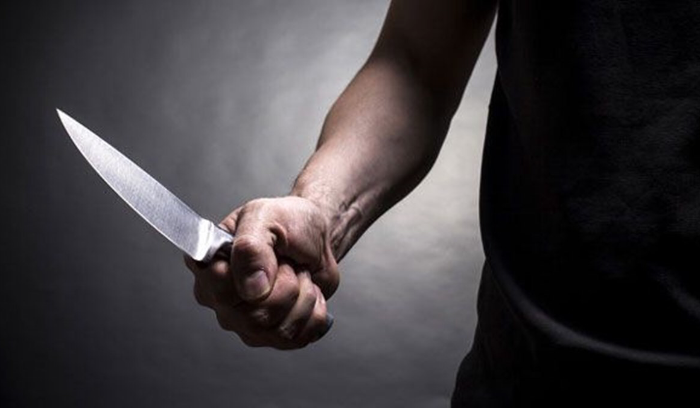 جريمة مروّعة تهزّ عنقون: طَعَن والد زوجته