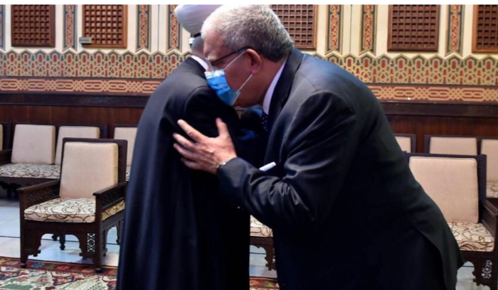 المشنوق يطلق قواعد... 