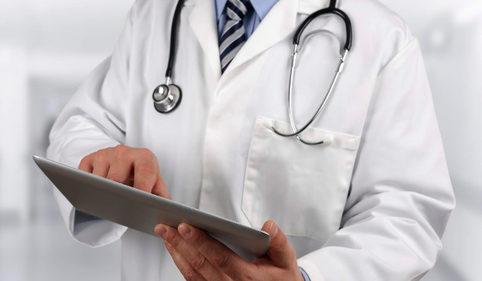 تجمع الاطباء دان جريمة قتل طبيب الاسنان ايلي جاسر في ابلح