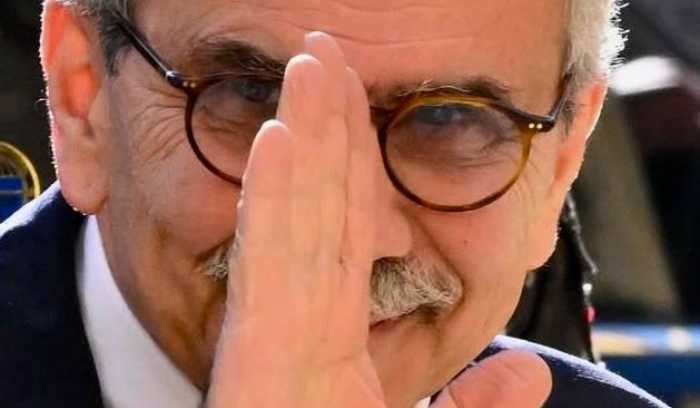 تقدُّم الاتصالات لمعالجة «التمنع الشيعي»... ودخان الحلحلة غداً<br />
<br />
الاستشارات تركزت على مواصفات الحكومة وعدم استثناء أحد.. وبايدن: في لبنان رئيس لا يخضع لحزب لله