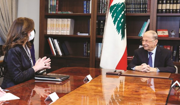 «القوات» تعقد مؤتمراً اليوم دعماً للمبادرة.. والسنيورة: «أخي سعد معك رغماً عن قرارك ومعك رغماً عنهم».. وتمام سلام: موقف الحريري يعكس الخلل العميق في التوازنات الوطنية<br />
تفاعلات حول المبادرة الكويتية وتعليق الحريري لنشاطه السياسي
