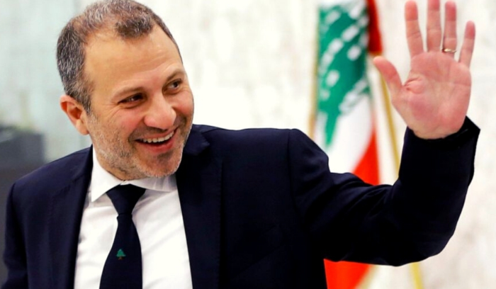 باسيل: “الخيار بين ميليشياوي وإبن دولة”!