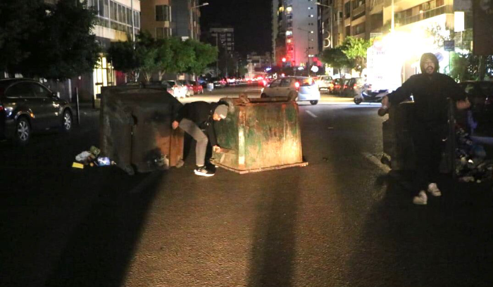 الحريري يرفض تغطية «النفوذ الإيراني»: مقاطعة الانتخابات النيابية<br />
تحرّك شعبي مؤيد.. والتقديمات الاجتماعية تدخل في سباق مع الوقت