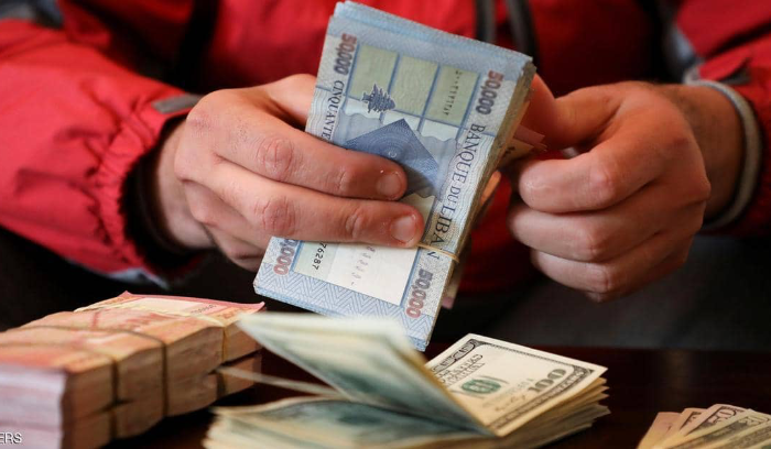 على أي سعر افتتح الدولار؟