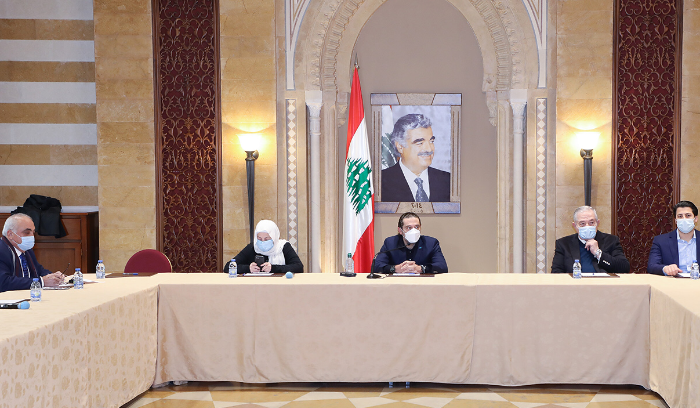الحريري يعلن الاثنين عزوفه عن الترشح للانتخابات..<br />
موازنة «الجبل والفأر»: ضرائب ورسوم جديدة وسلفة عشوائية للكهرباء