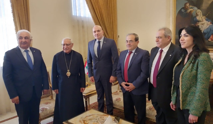 العبسي استقبل وفداً من 