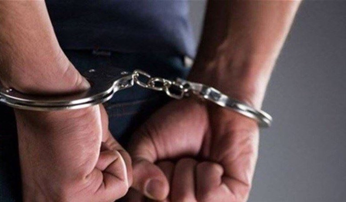 إلقاء القبض على عصابة تنقل السّيارات المسروقة إلى الهرمل