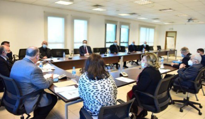وزير التربية يُبدي خشيته من تدمير منهجي للقطاع التربوي