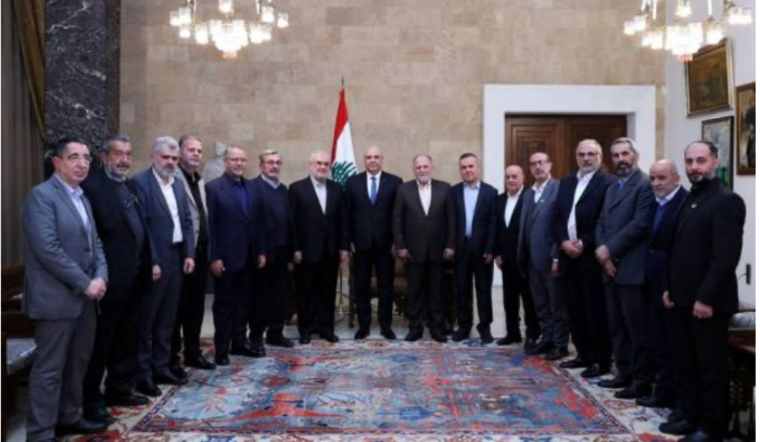 «الثنائي» يعتبر تكليف سلام دون الميثاقيّة الشيعيّة<br />
محاولات لتصحيح الخلل بالتأليف لمنع عرقلة انطلاقة العهد<br />
الحزب يتحدث عن «كمين»... وبري: لن نستسلم للأمر الواقع