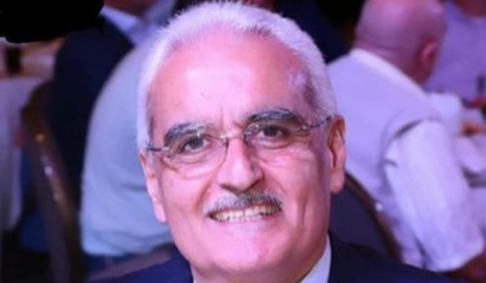 غياث يزبك يرد: نحن الثلاثة أقرب ما نكون إلى عُصْبة أوعِصابة