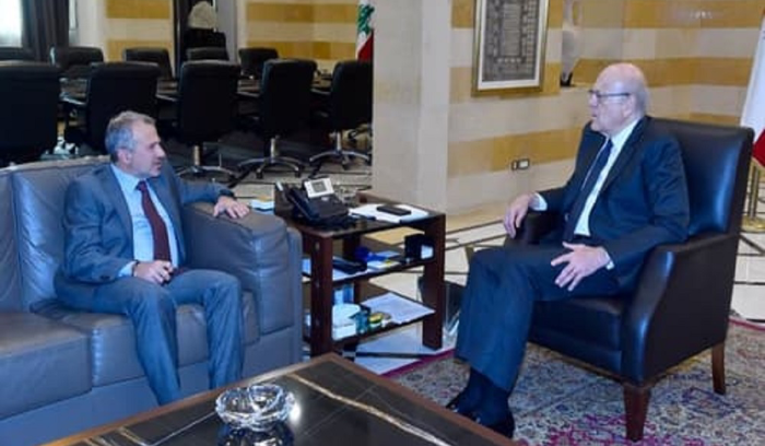 باسيل يشترط: حقيبتان مقابل تسمية ميقاتي
