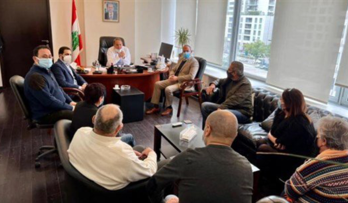 شرف الدين يطالب بحلّ مشكلة صرف رواتب الموظفين المتعاقدين في وزارة المهجرين