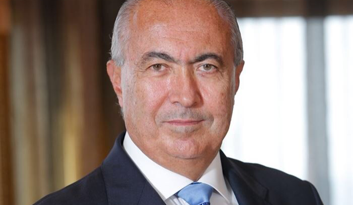 هبة غير مشروطة يقدمها النائب فؤاد مخزومي لإضاءة شوارع العاصمة بيروت