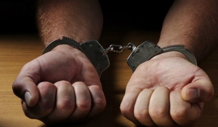 توقيف احد المطلوبين في مداهمة  للجيش في بريتال