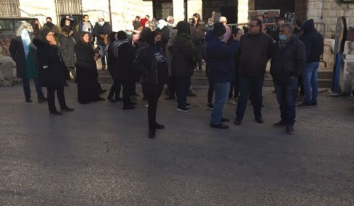 احتجاجات في جب جنين  والسبب الكهرباء!