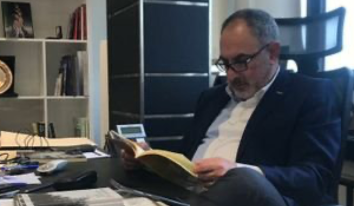 أسود: العدلية عم تخلص والكل عم يتفرج