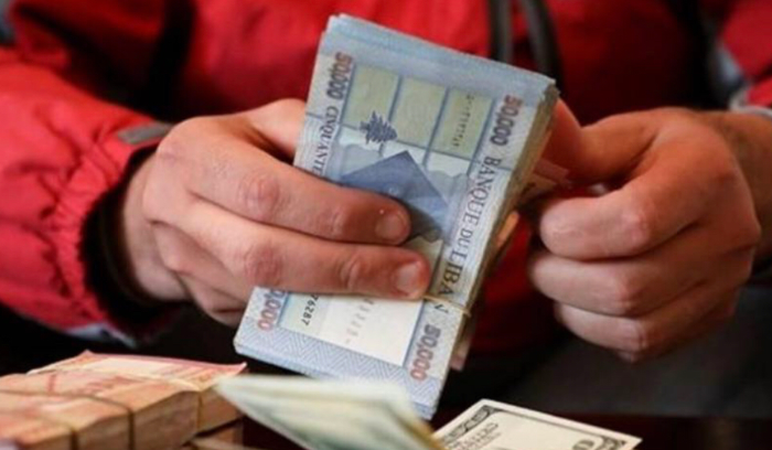 الدولار يواصل ارتفاعه في السوق السوداء كم بلغ؟
