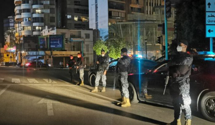 لبنان يواجه تسونامي صحيّة واحتمال الإقفال.. إصابات مقلقة من كورونا وتزايد الحاجة لغرف العناية