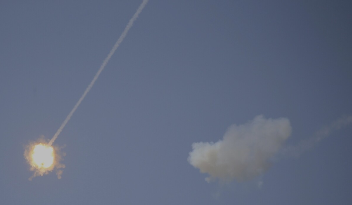 الجيش الإسرائيلي: إطلاق صاروخين من غزة نحو البحر سقطا قبالة تل أبيب