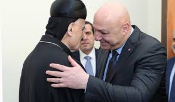 عون يستعجل التأليف بعد التسمية الإثنين.. والكتل تنشغل بخيارات التسمية<br />
ميقاتي في دمشق اليوم.. وتأكيد لبناني على انسحاب الاحتلال وشكوى ضد الإعتداءات