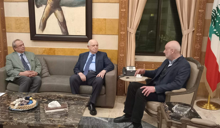 حبيب: لفتح شارع المصارف في بيروت كهدية للشعب اللبناني في العهد الجديد