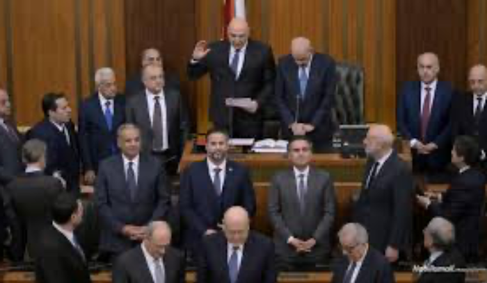 يومٌ انتظره اللبنانيون طويلاً... رئيس الجمهورية يَعِد باستعادة الدولة