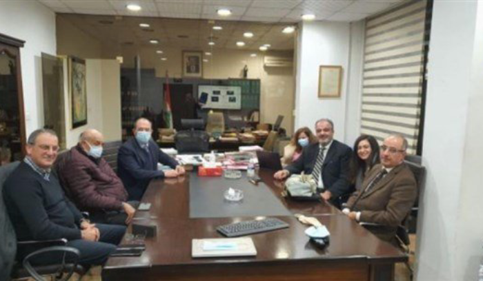 بوشكيان بحث مع عطية في مكننة المعاملات والإجراءات الإدارية في وزارة الصناعة