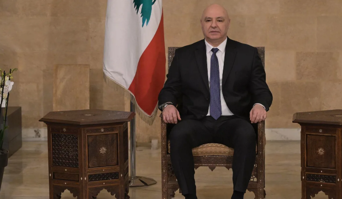 دوائر القصر الجمهوري وزعت السّيرة الذاتيّة للرئيس عون