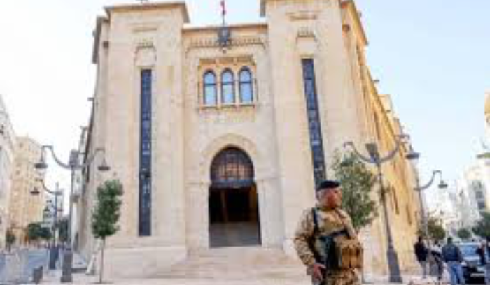 الخميس الكبير: الجنرال جوزاف عون على عتبة الرئاسة<br />
اميركا ــ فرنسا ــ السعودية حشدت اكبر قدر من التوافق على قائد الجيش