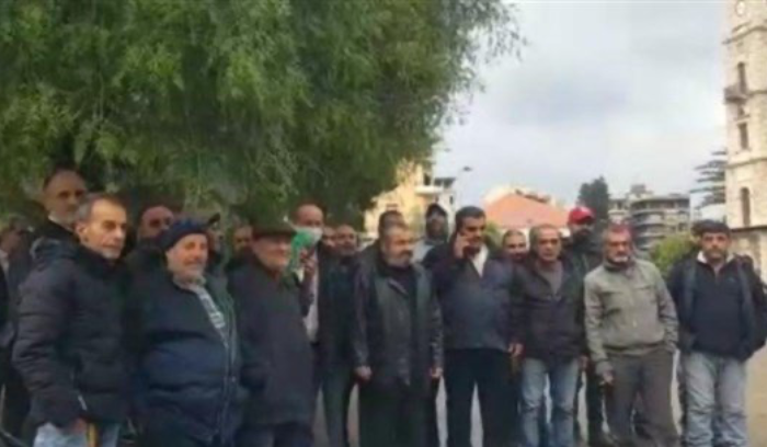 اعتصام للسائقين العموميين في طرابلس