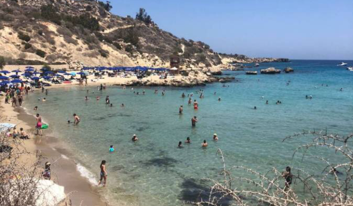 قبرص جزيرة اللبنانيين