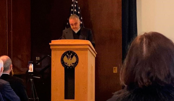 جامعة اللويزة‬⁩ تفتخر بحيازتها أرشيف ⁧‫شارل مالك‬⁩